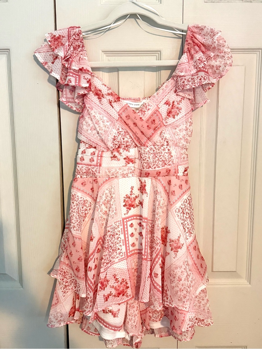 NWOT Altar'd State Lainey Double Layered Peach Patchwork Floral Romper W/ Bow
